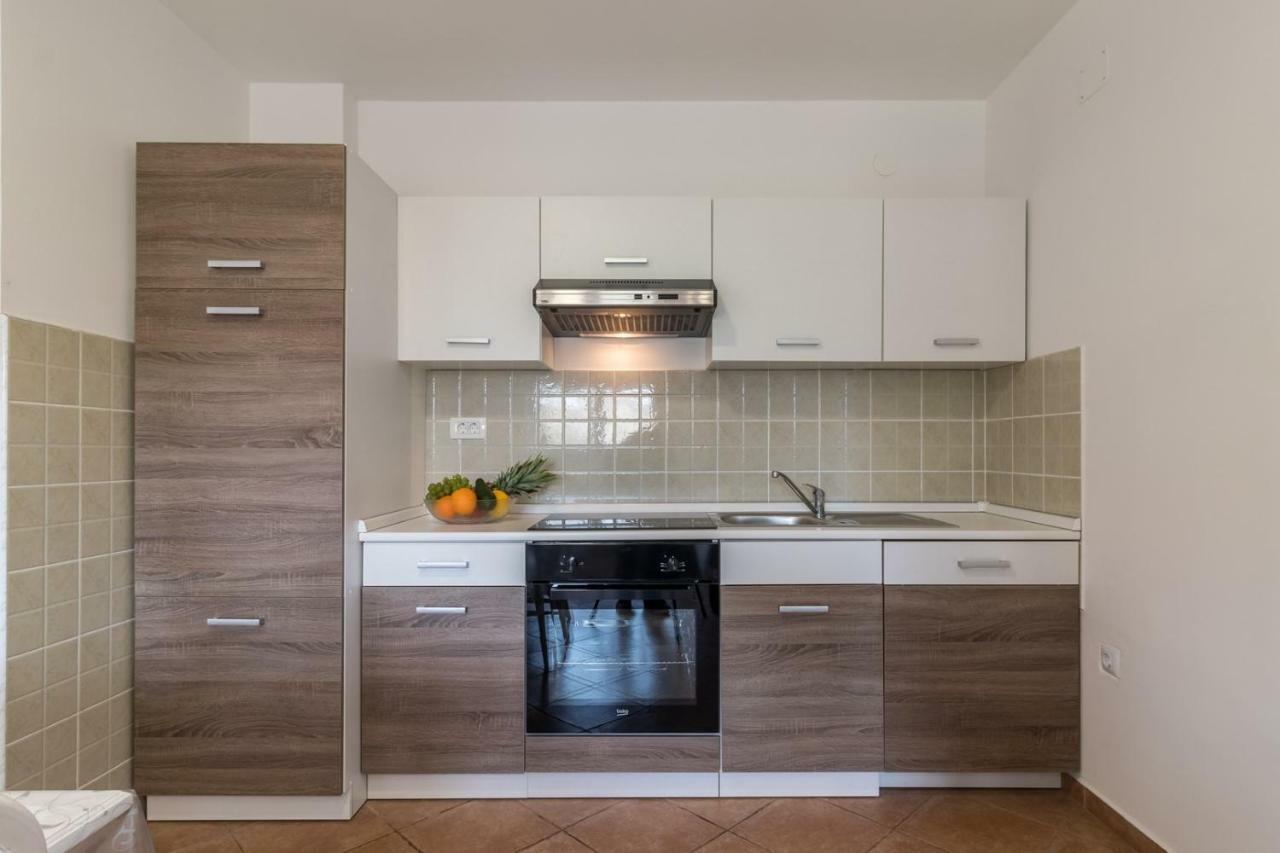 Apartments Mira Пула Экстерьер фото