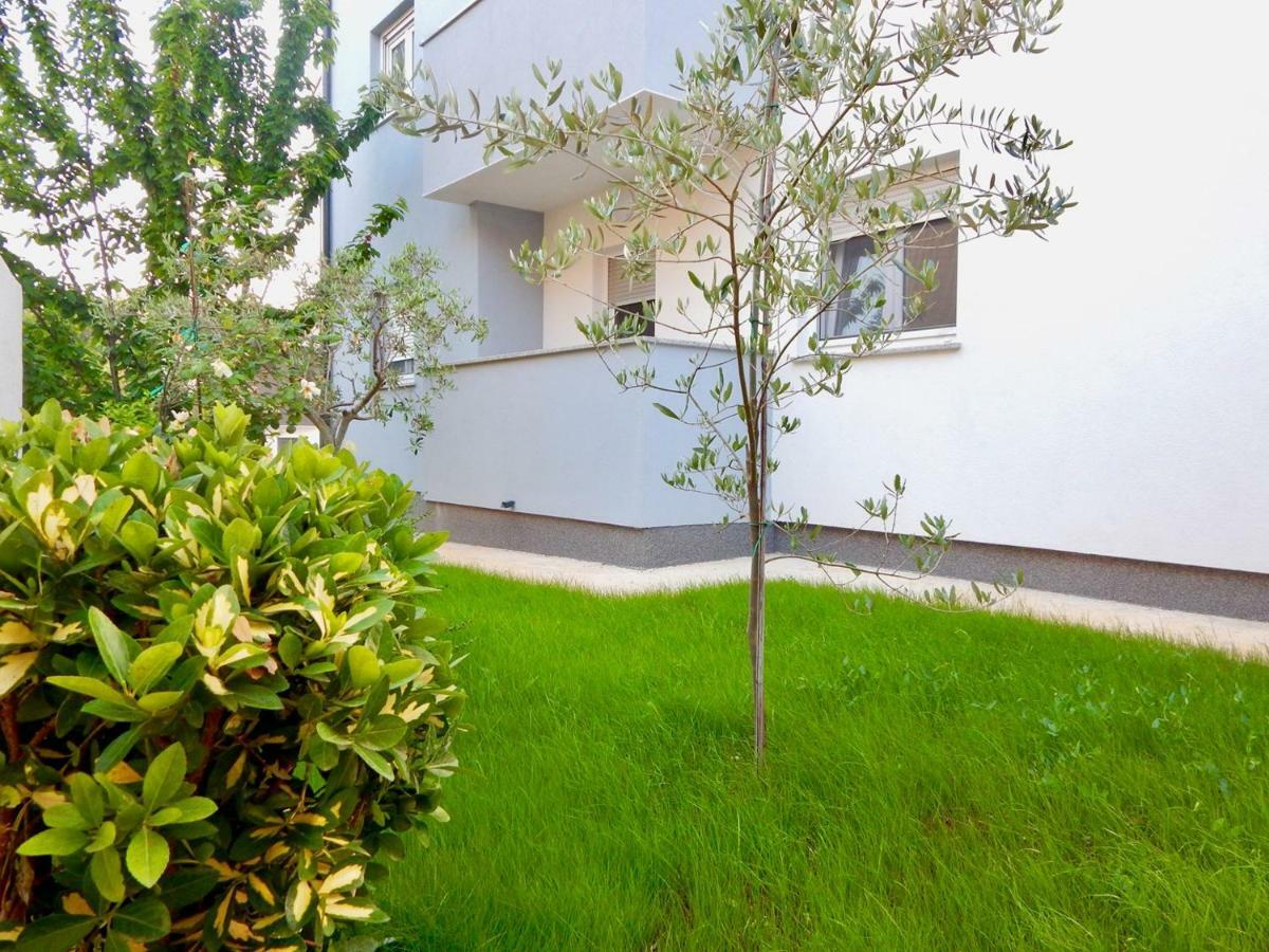 Apartments Mira Пула Экстерьер фото