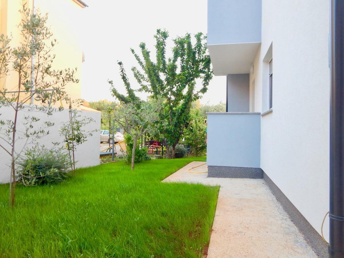 Apartments Mira Пула Экстерьер фото